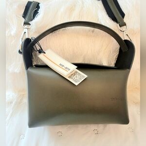 We-Ar4 Pastry Box 20